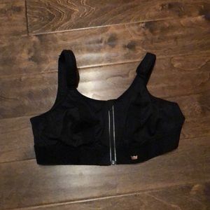 She Fit black sports bra